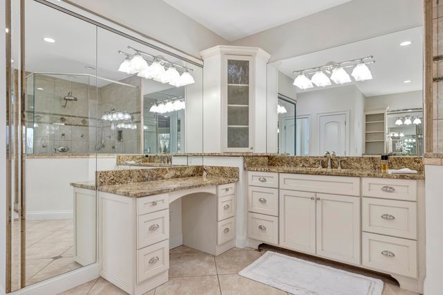 2424 Royal Castle Way, Union, KY 41091