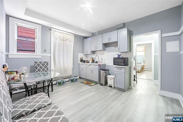 36 Cortland Street, Newark, NJ 07105