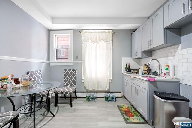 36 Cortland Street, Newark, NJ 07105