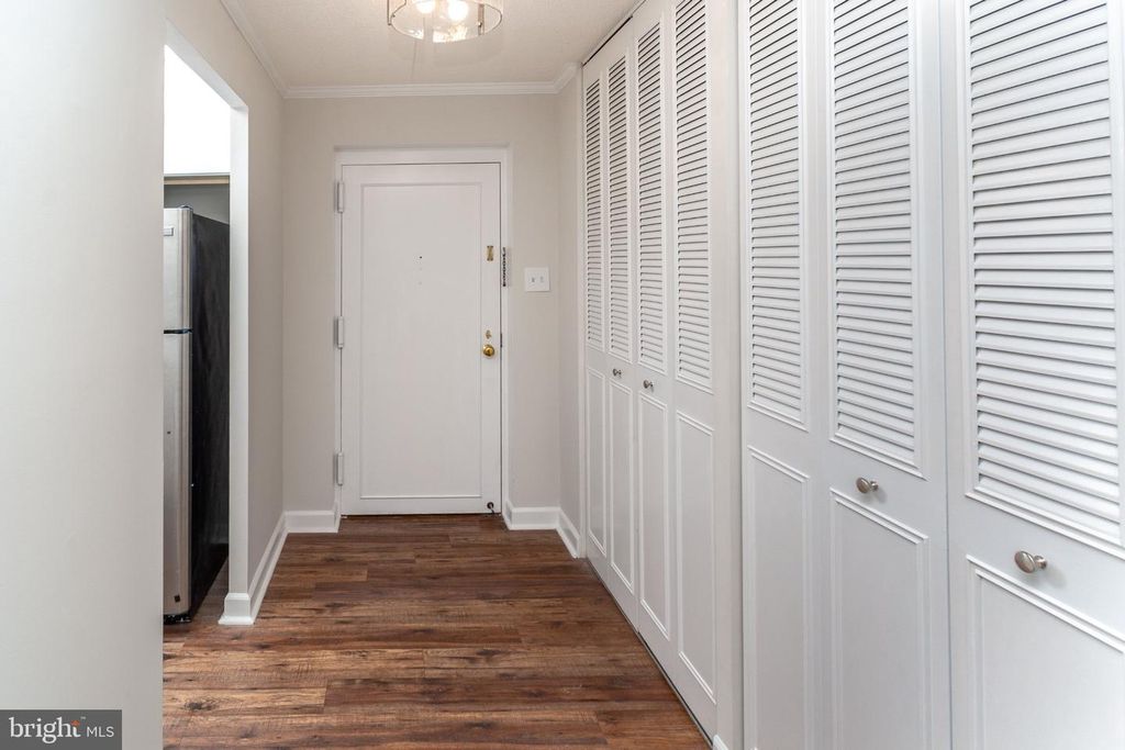 860 LOWER FERRY #3 B, EWING, NJ 08628 — photo 5