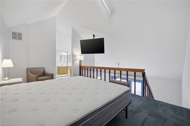 415 Harbour Pt Apt 306, Virginia Beach, VA 23451