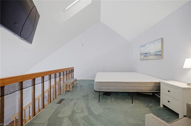 415 Harbour Pt Apt 306, Virginia Beach, VA 23451