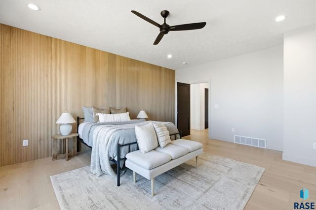 7312 Agate Cir Circle, Sioux Falls, SD 57110