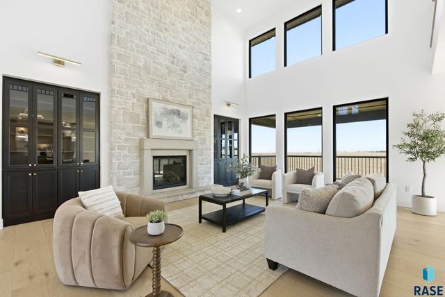 7312 Agate Cir Circle, Sioux Falls, SD 57110