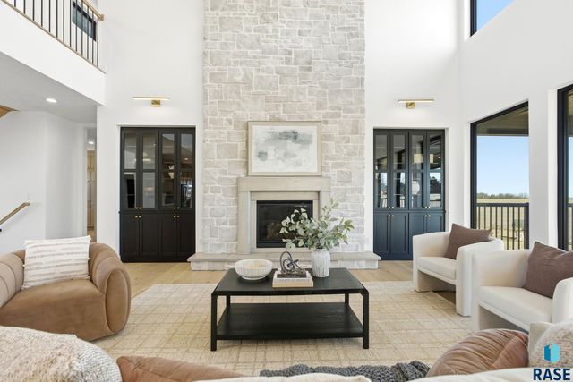 7312 Agate Cir Circle, Sioux Falls, SD 57110