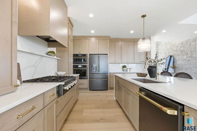 7312 Agate Cir Circle, Sioux Falls, SD 57110