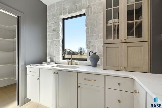 7312 Agate Cir Circle, Sioux Falls, SD 57110