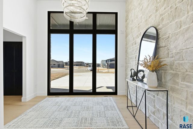 7312 Agate Cir Circle, Sioux Falls, SD 57110