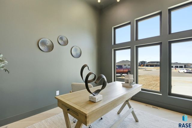 7312 Agate Cir Circle, Sioux Falls, SD 57110