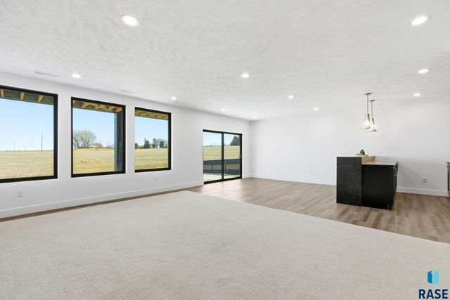 7312 Agate Cir Circle, Sioux Falls, SD 57110