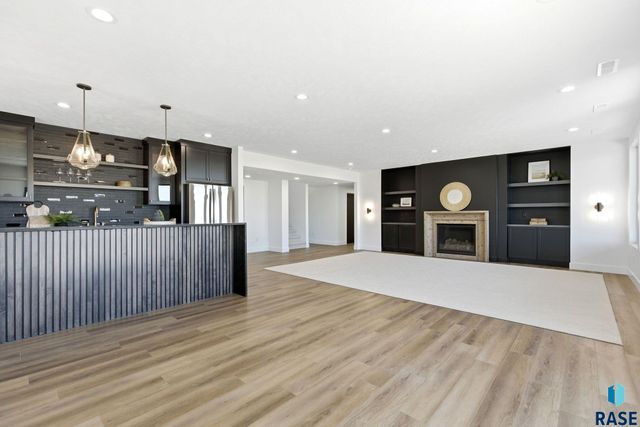 7312 Agate Cir Circle, Sioux Falls, SD 57110