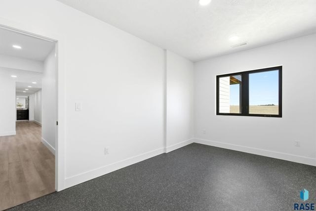 7312 Agate Cir Circle, Sioux Falls, SD 57110