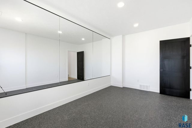 7312 Agate Cir Circle, Sioux Falls, SD 57110