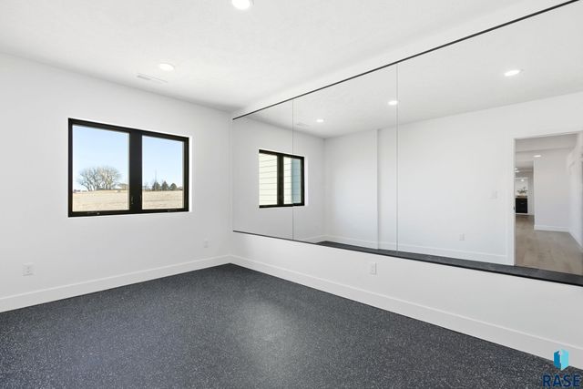 7312 Agate Cir Circle, Sioux Falls, SD 57110