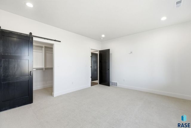 7312 Agate Cir Circle, Sioux Falls, SD 57110