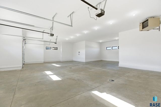 7312 Agate Cir Circle, Sioux Falls, SD 57110