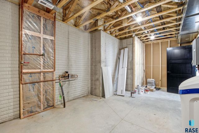 7312 Agate Cir Circle, Sioux Falls, SD 57110