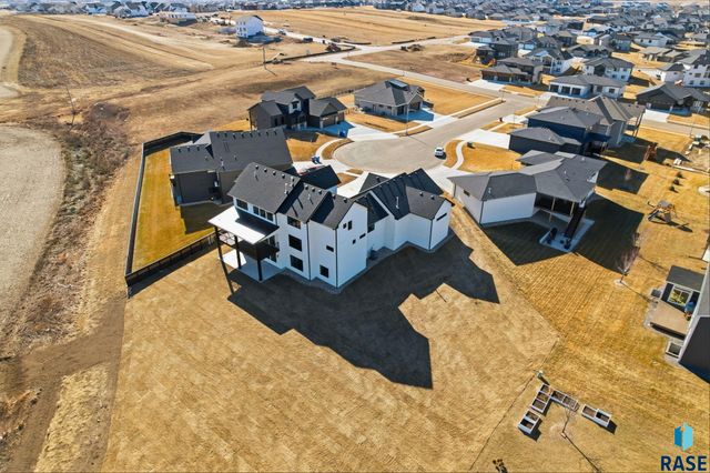 7312 Agate Cir Circle, Sioux Falls, SD 57110