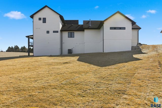 7312 Agate Cir Circle, Sioux Falls, SD 57110