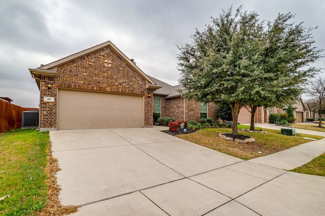 45 Auburn Drive, Edgecliff Village, TX 76134