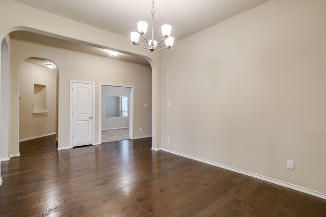 45 Auburn Drive, Edgecliff Village, TX 76134