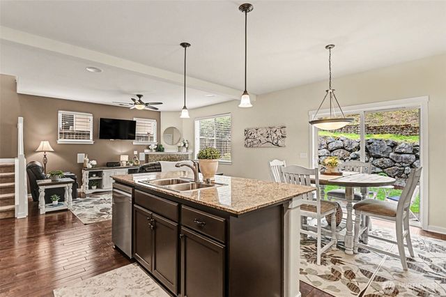 1023 117th Drive SE, Lake Stevens, WA 98258