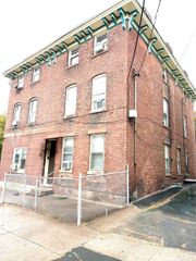 197 Exchange Street, New Haven, CT 06513