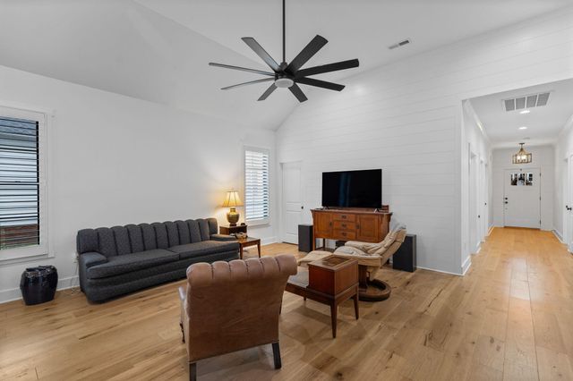 2111 Parker Street, NE, Cleveland, TN 37311