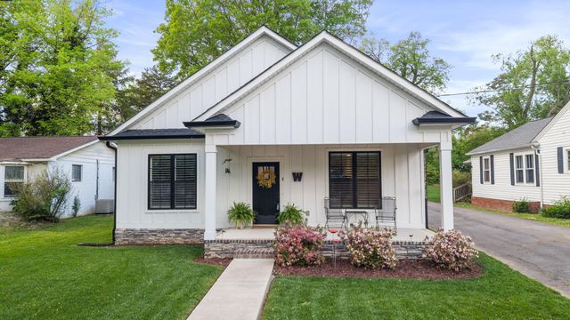 2111 Parker Street, NE, Cleveland, TN 37311