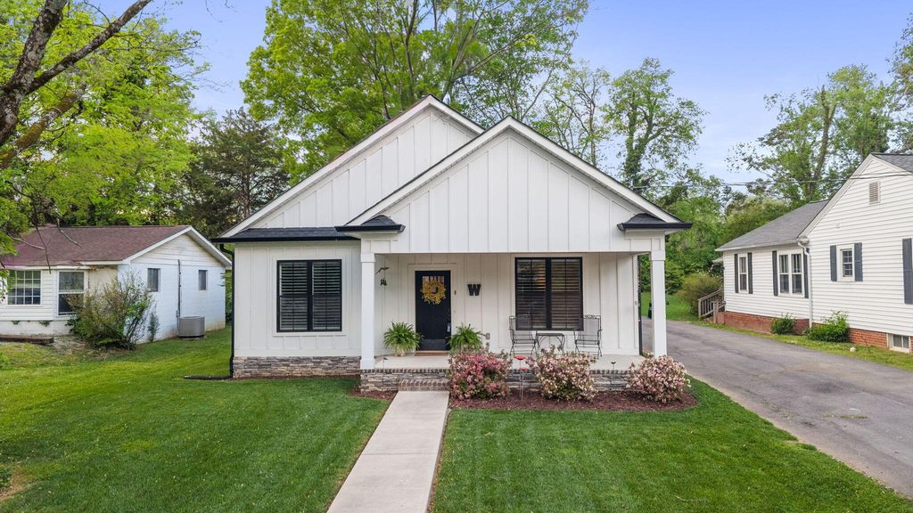 2111 Parker Street, NE, Cleveland, TN 37311