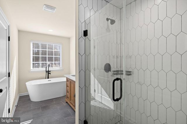 5269 MACEDONIA RD, Woodford, VA 22580