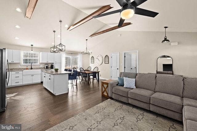 5269 MACEDONIA RD, Woodford, VA 22580