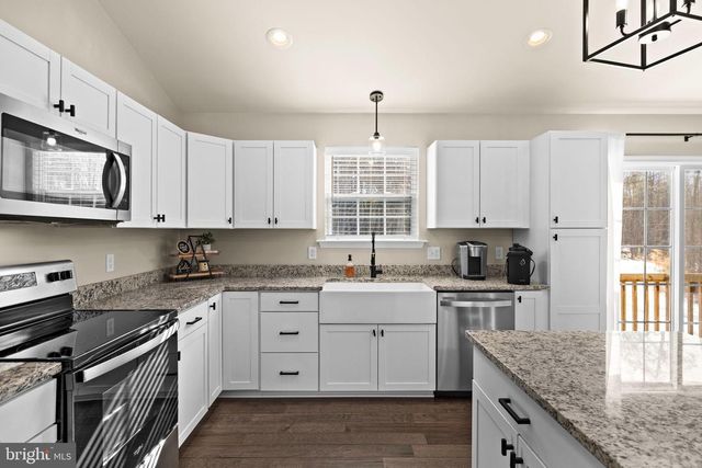 5269 MACEDONIA RD, Woodford, VA 22580