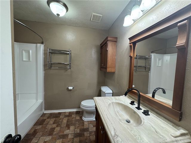 1900 Dartmouth A3, College Station, TX 77840