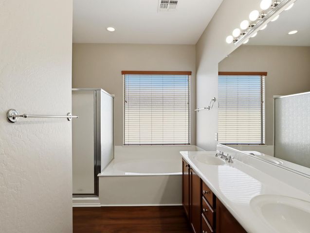 3146 E Coconino Drive, Gilbert, AZ 85298