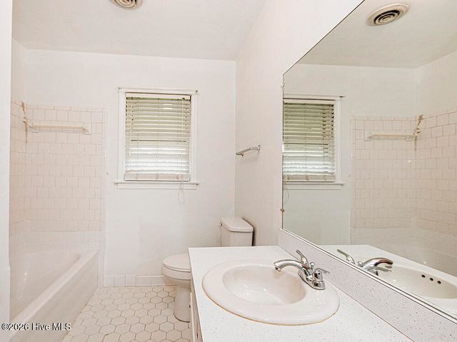 5201 Gainor Avenue, Battleboro, NC 27809