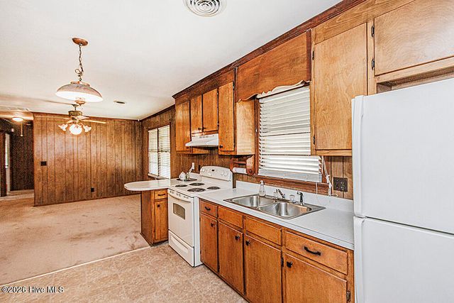 5201 Gainor Avenue, Battleboro, NC 27809