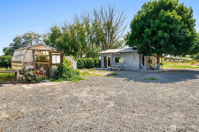 4814 Road M NE, Moses Lake, WA 98837