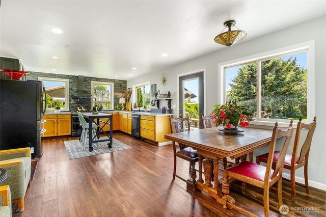 4814 Road M NE, Moses Lake, WA 98837
