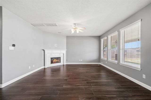 12722 Carriage Glen Drive, Tomball, TX 77377