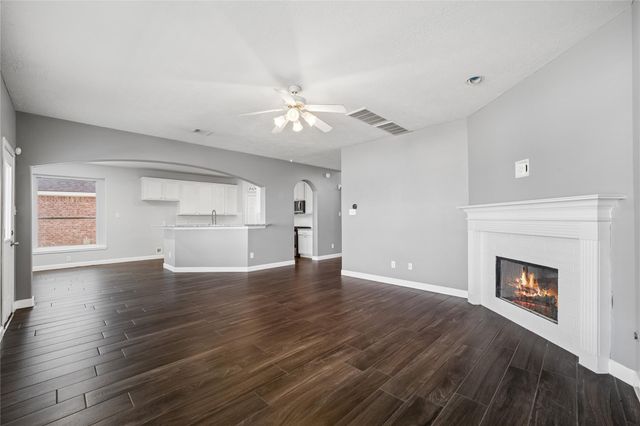 12722 Carriage Glen Drive, Tomball, TX 77377