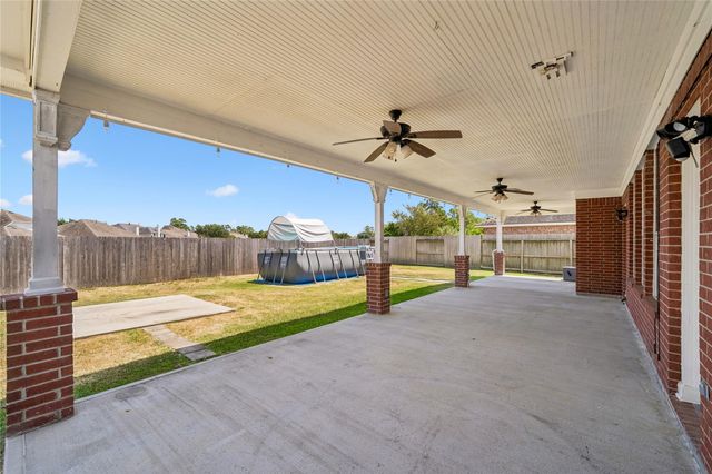 12722 Carriage Glen Drive, Tomball, TX 77377