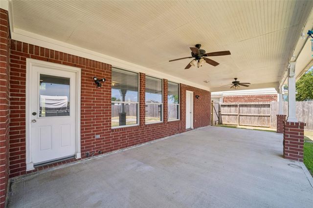 12722 Carriage Glen Drive, Tomball, TX 77377