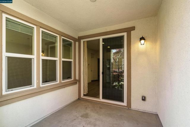 1555 Glenn St, Hayward, CA 94545