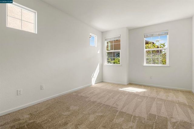1555 Glenn St, Hayward, CA 94545
