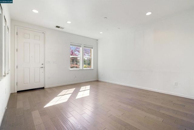 1555 Glenn St, Hayward, CA 94545