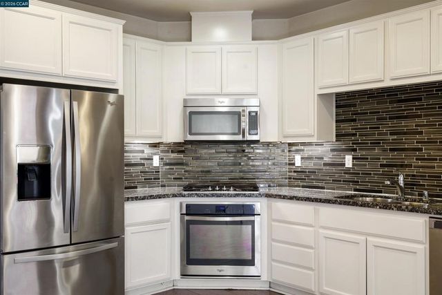 1555 Glenn St, Hayward, CA 94545
