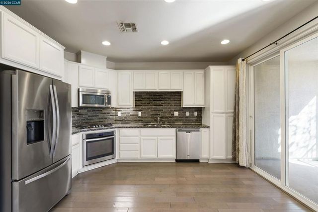 1555 Glenn St, Hayward, CA 94545