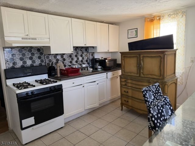 1052 Grove St 3, Irvington Twp., NJ 07111