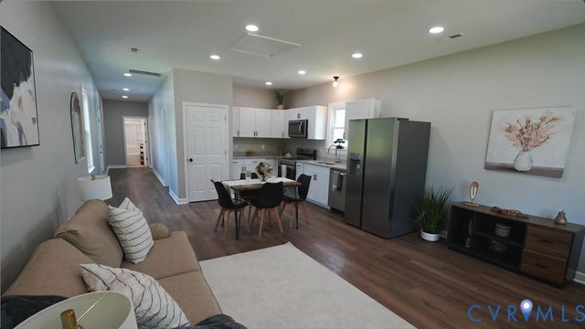 310 N Carolina Ave, Petersburg, VA 23803